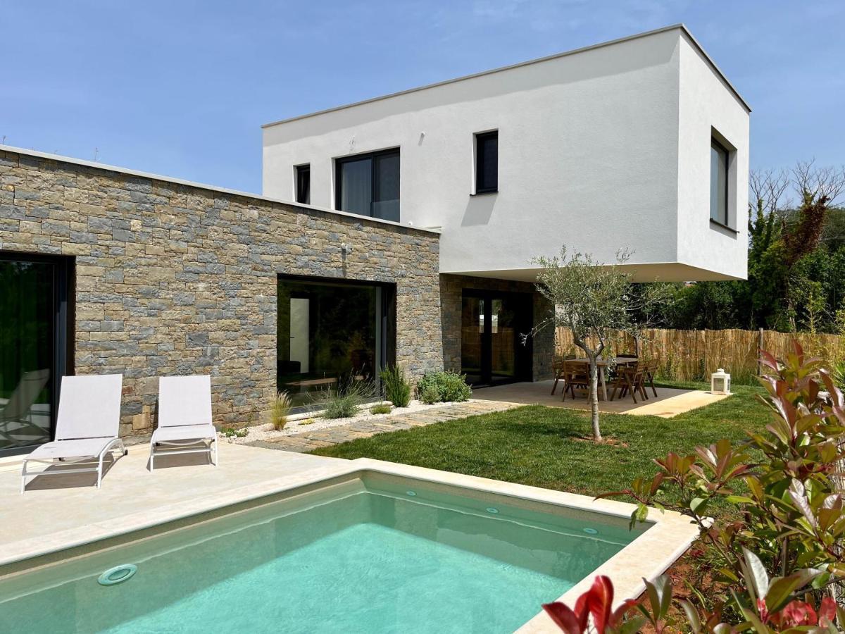Villa Zen - With Pool & Close To The Sea Tar-Vabriga Bagian luar foto
